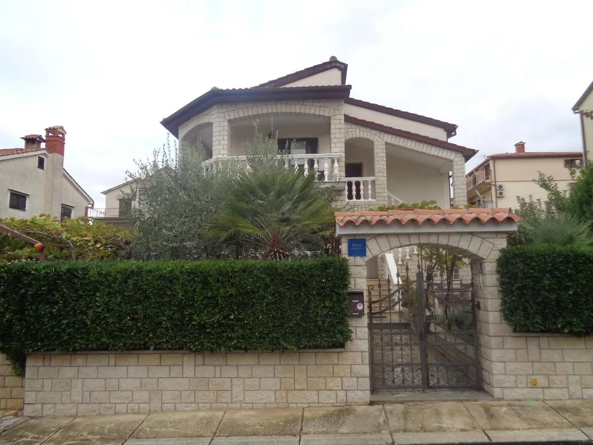 Good Apartment Zdenka - Porec